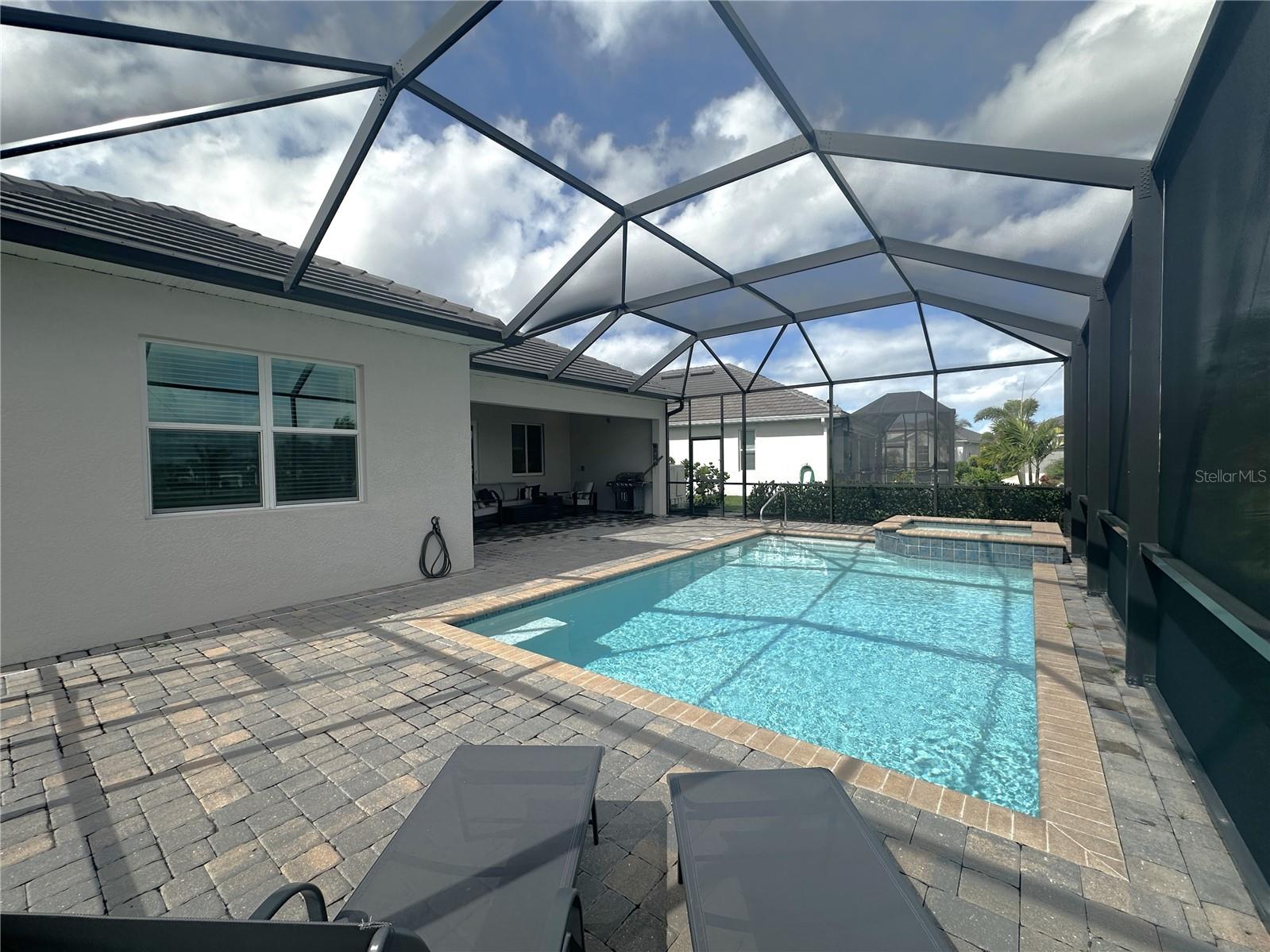 Image 32 of 75 For 14897 Cherry Blossom Way