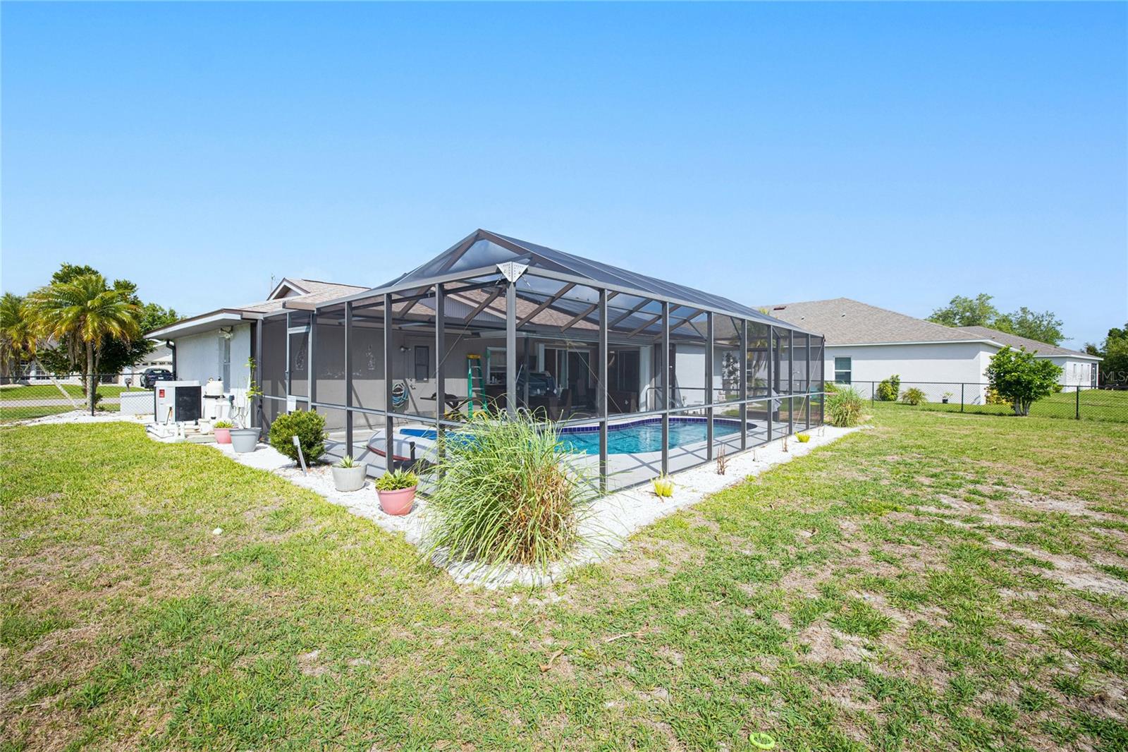 Image 41 of 47 For 390 Tres Lagoas Street