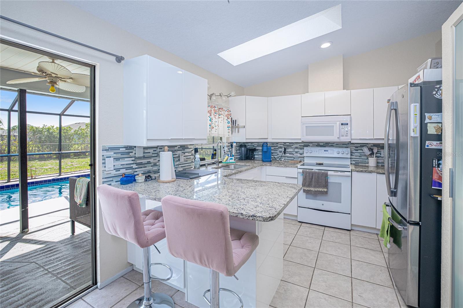 Image 5 of 47 For 390 Tres Lagoas Street