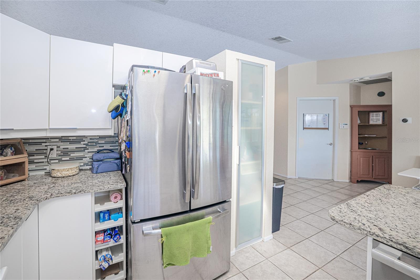 Image 8 of 47 For 390 Tres Lagoas Street