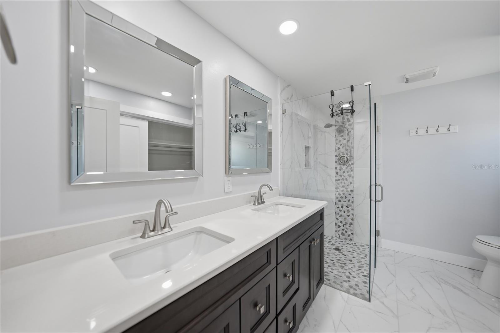 Image 24 of 50 For 380 Coronado Drive