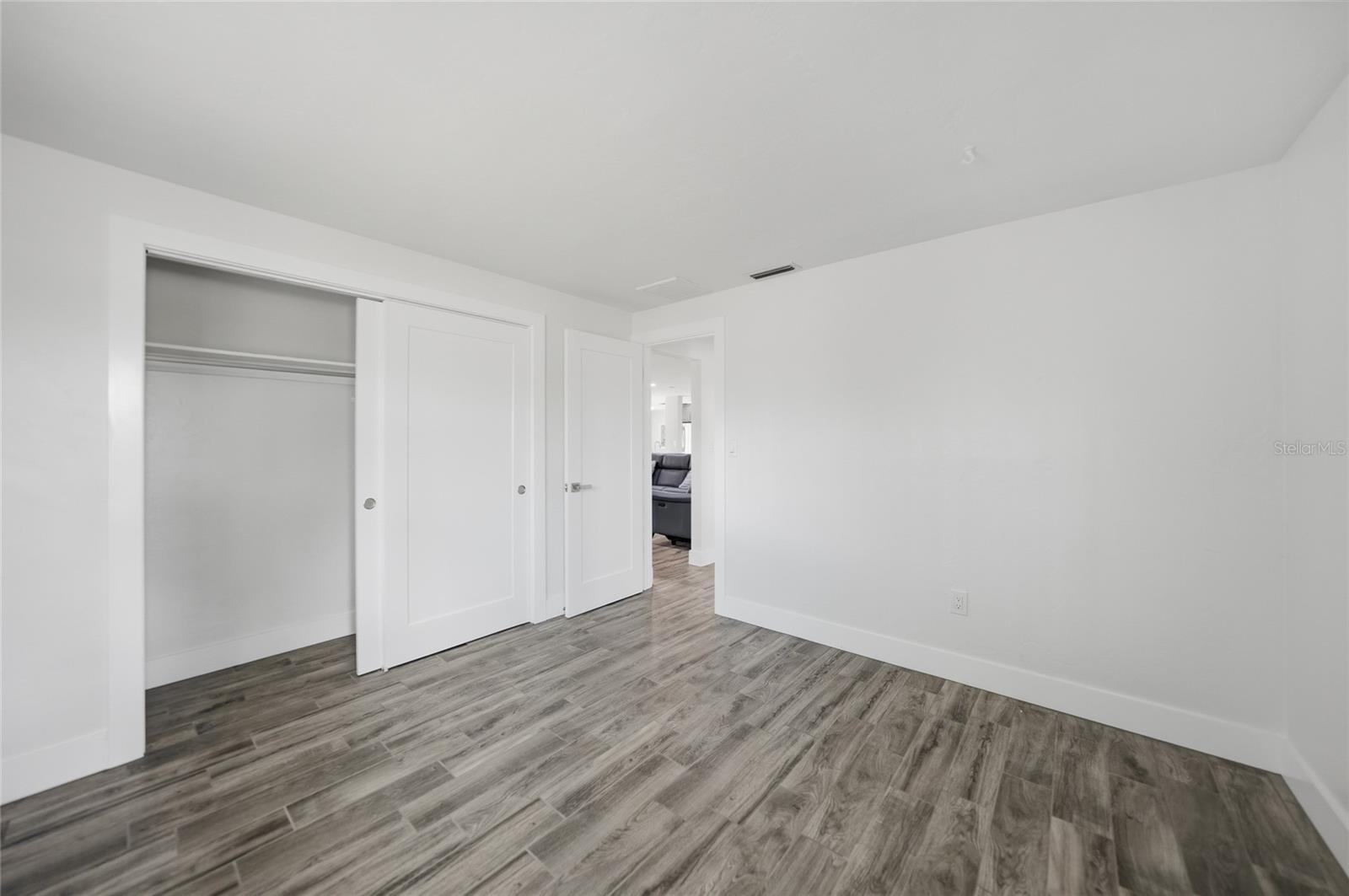 Image 30 of 50 For 380 Coronado Drive