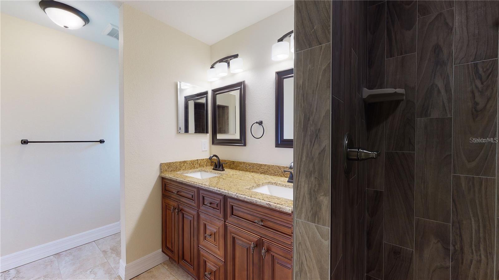 Image 36 of 56 For 4851 Kennett Street