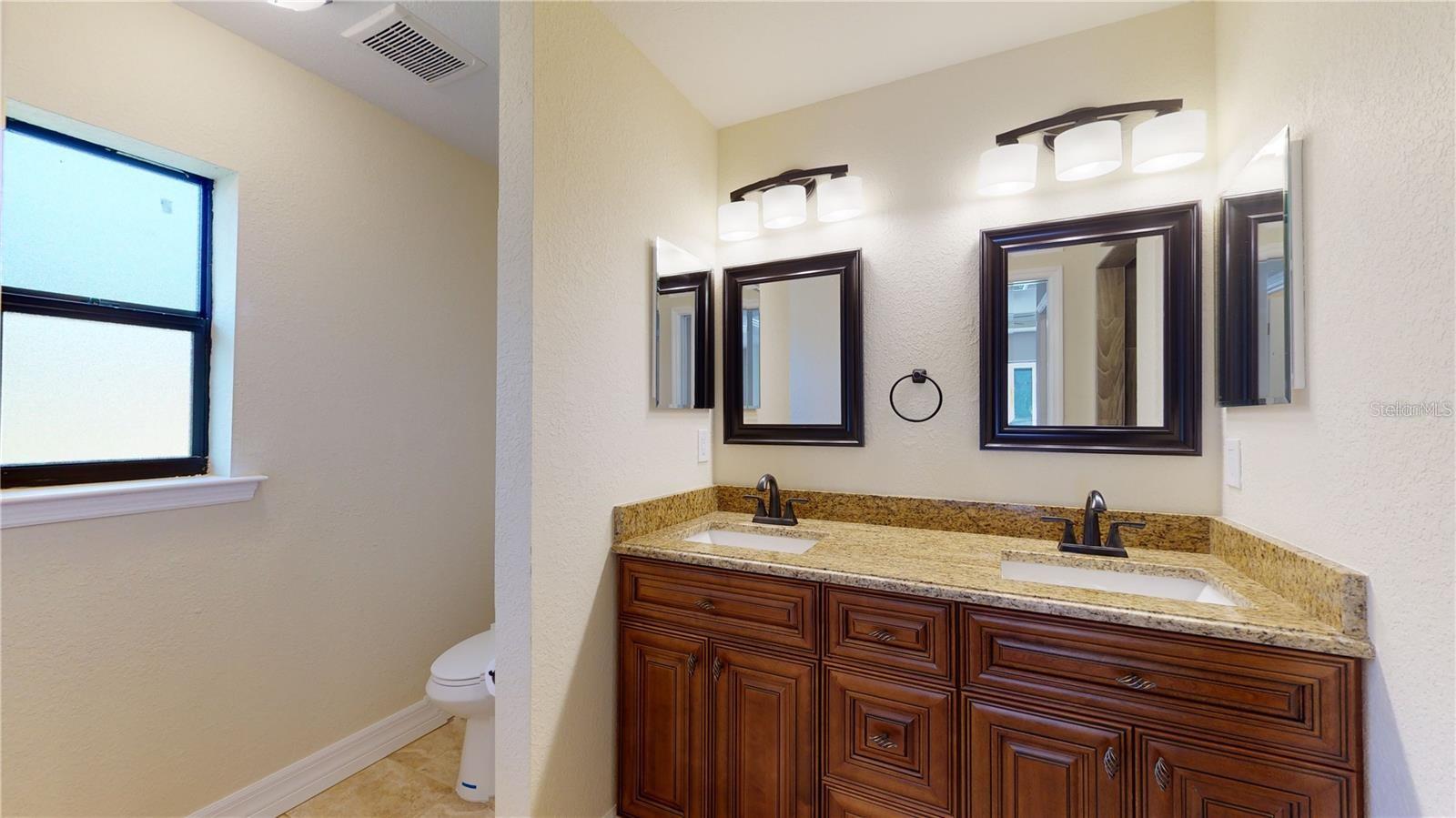 Image 49 of 56 For 4851 Kennett Street