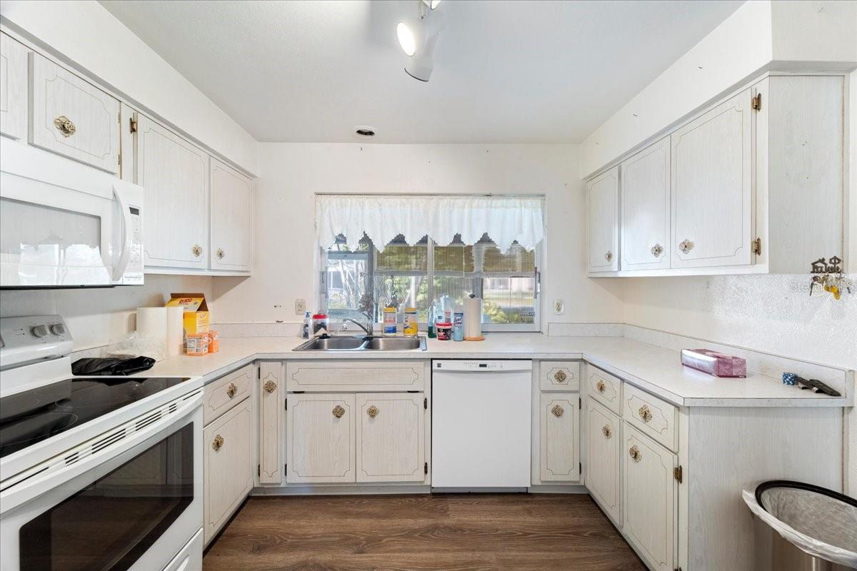 Image 14 of 22 For 4241 Riverview Road