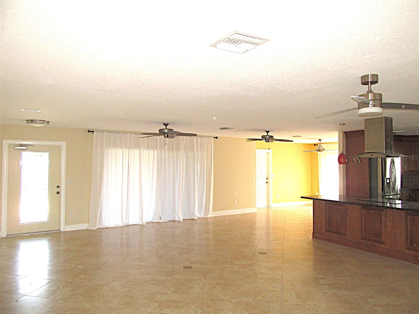 Image 5 of 22 For 4429 Crews Court