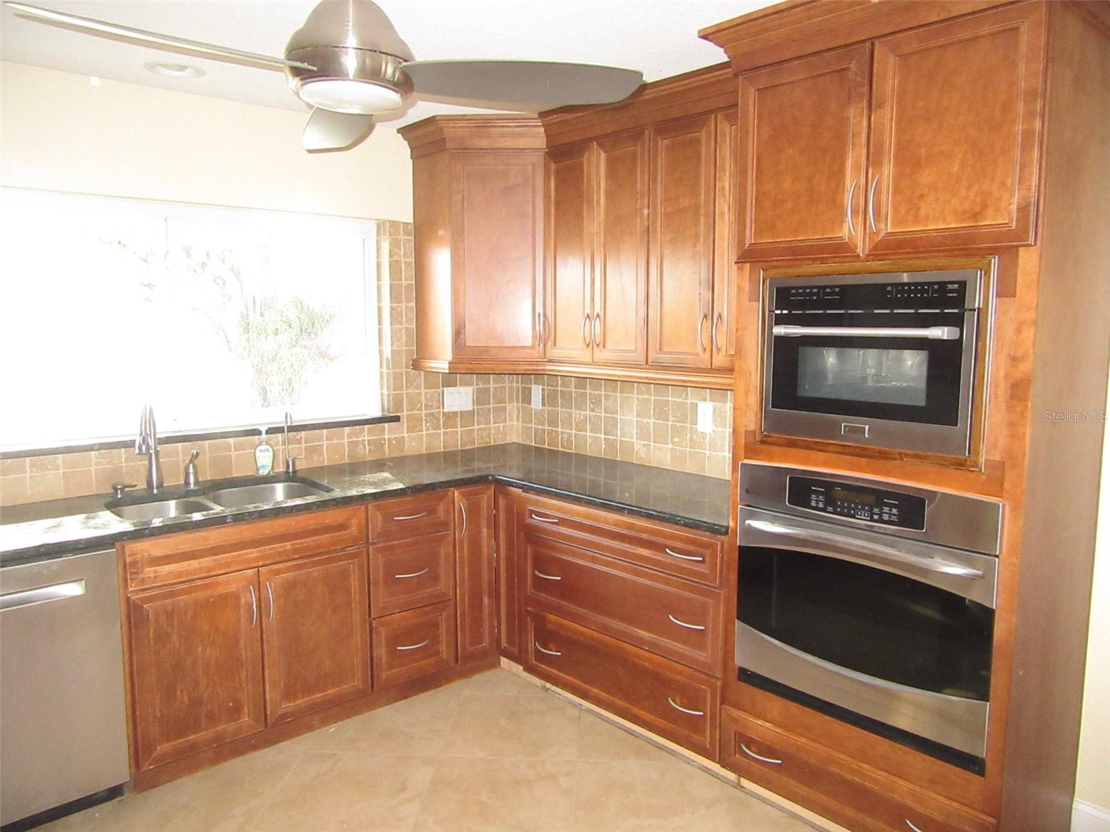 Image 8 of 22 For 4429 Crews Court