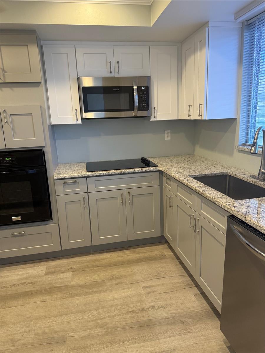 Image 11 of 50 For 403 43rd Terrace Terrace A-6