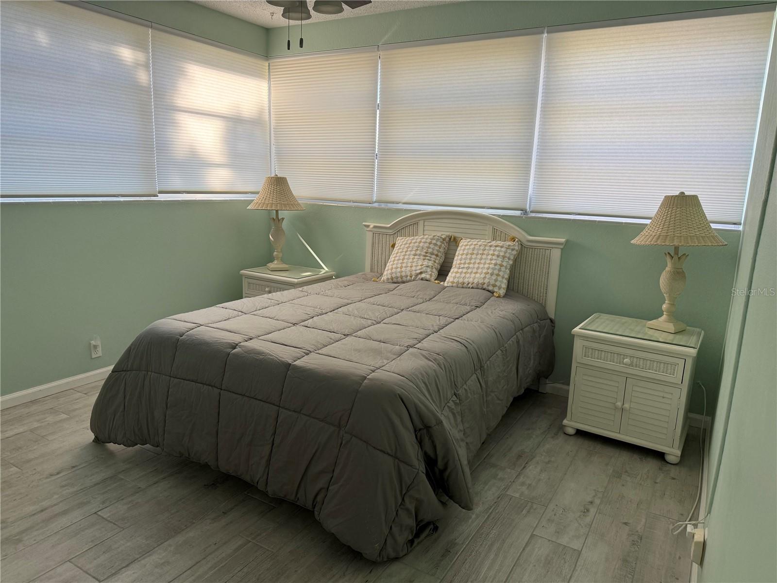 Image 3 of 50 For 403 43rd Terrace Terrace A-6