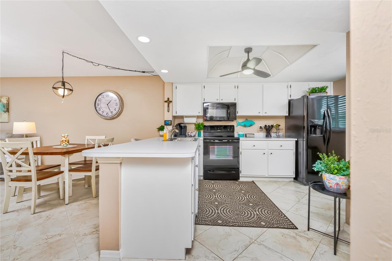 Image 11 of 51 For 12274 Egret Circle 2805