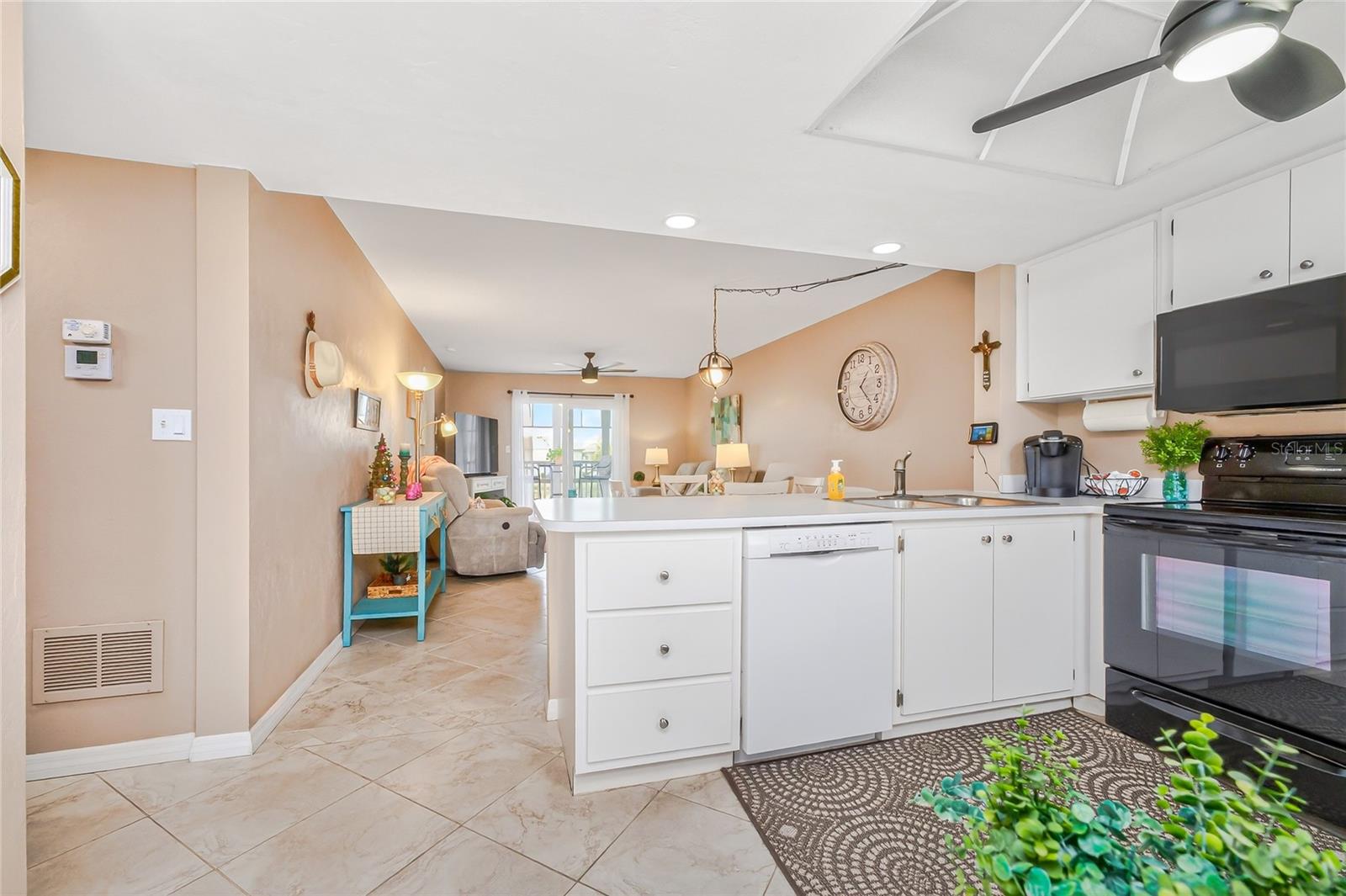 Image 12 of 51 For 12274 Egret Circle 2805