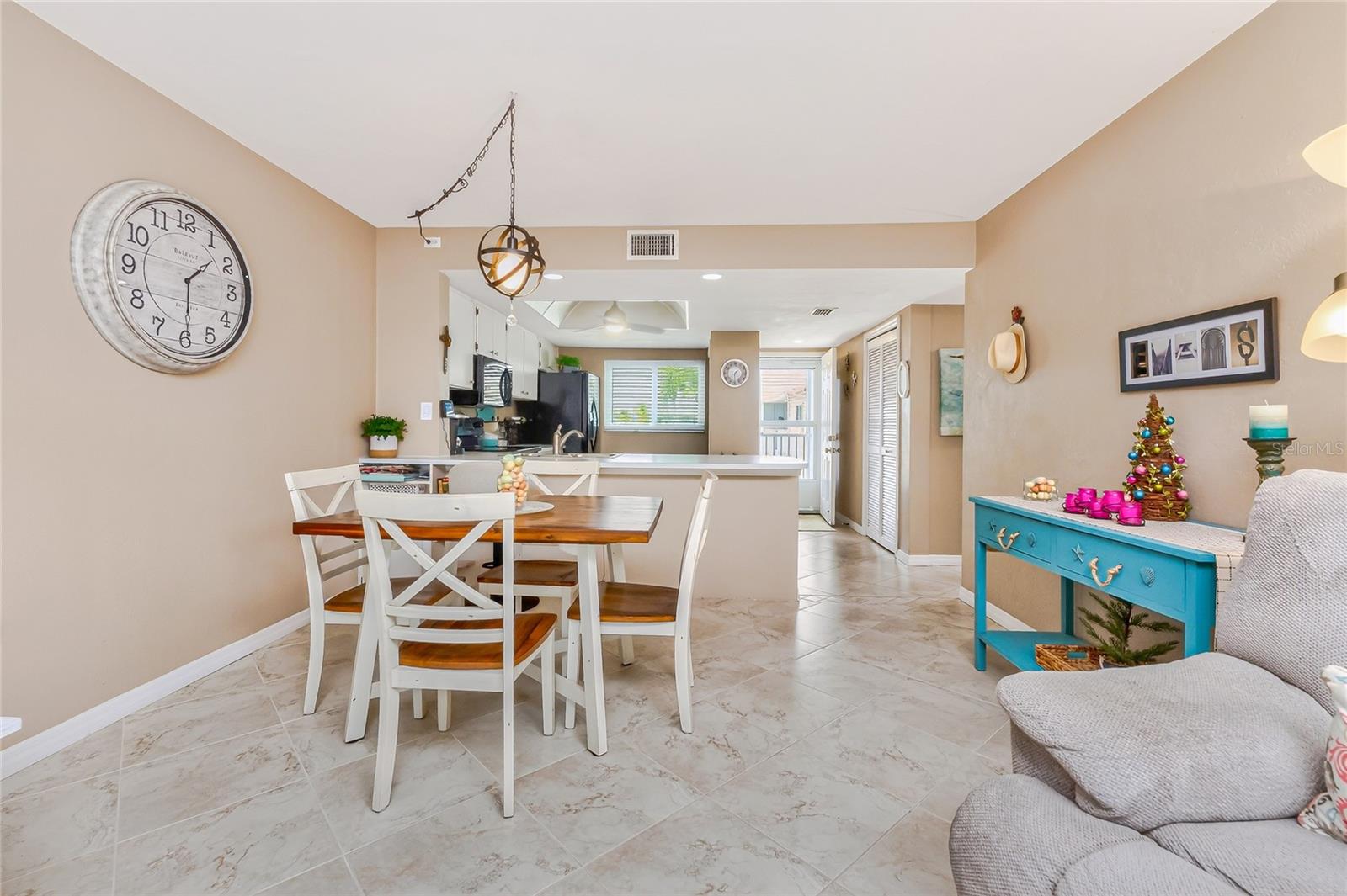 Image 15 of 51 For 12274 Egret Circle 2805