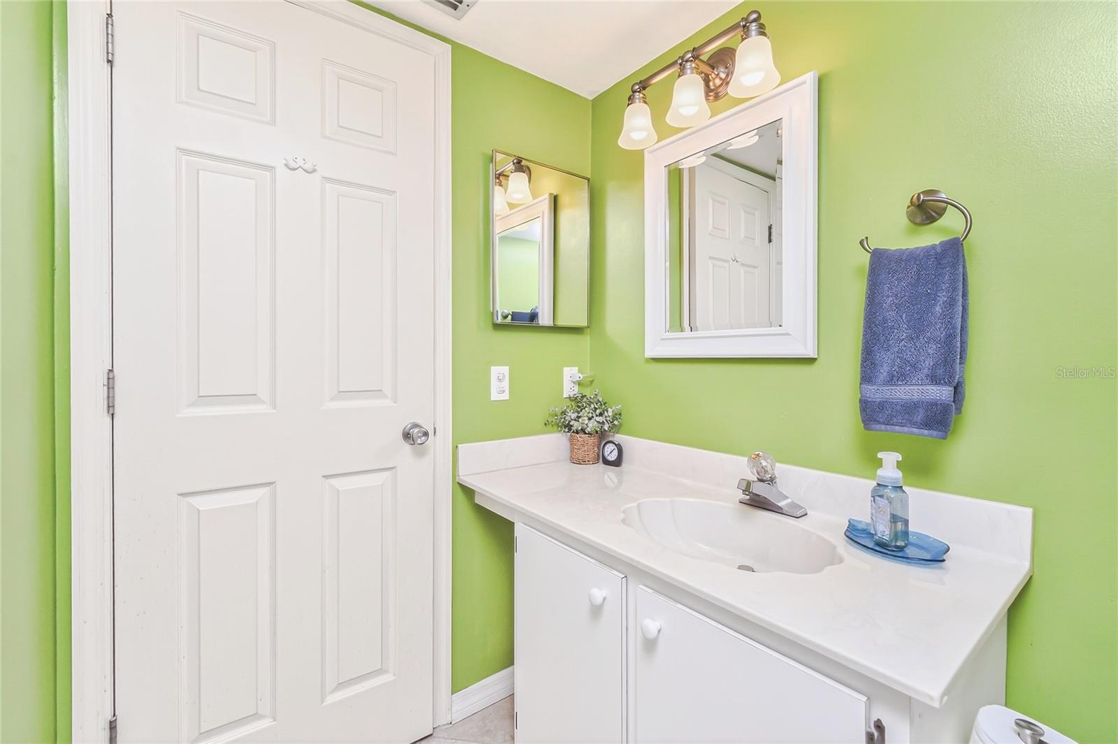 Image 28 of 51 For 12274 Egret Circle 2805