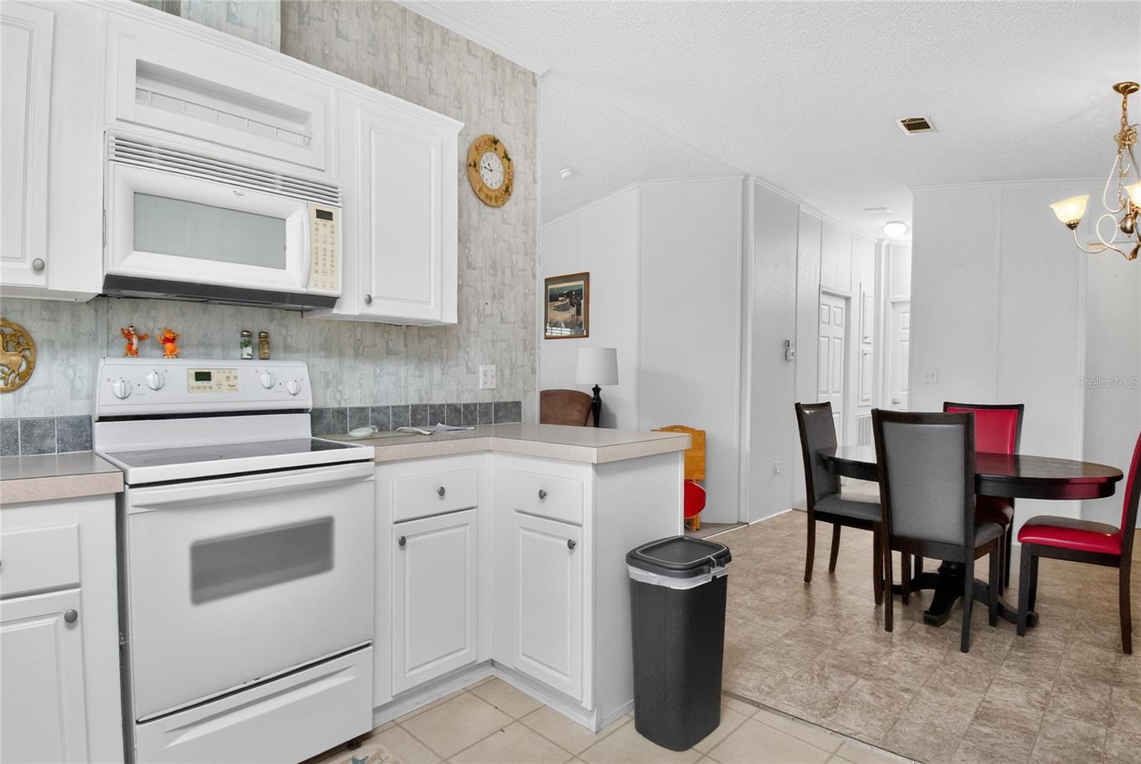 Image 17 of 55 For 24437 Harborview Road 106