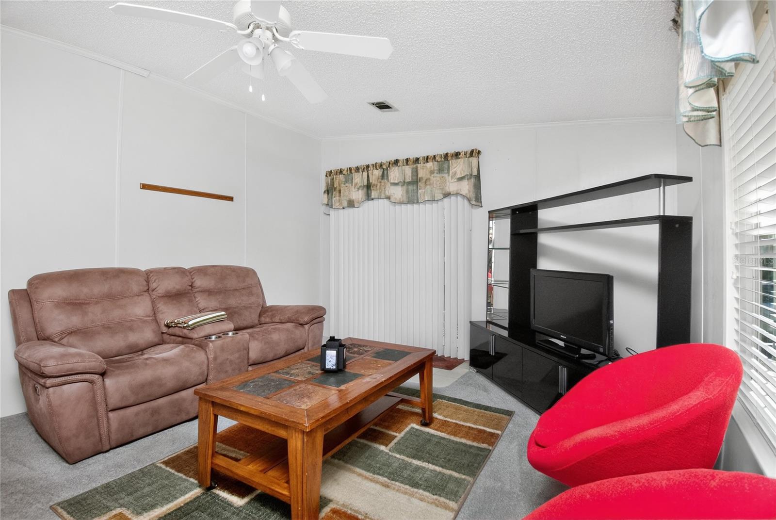 Image 20 of 55 For 24437 Harborview Road 106