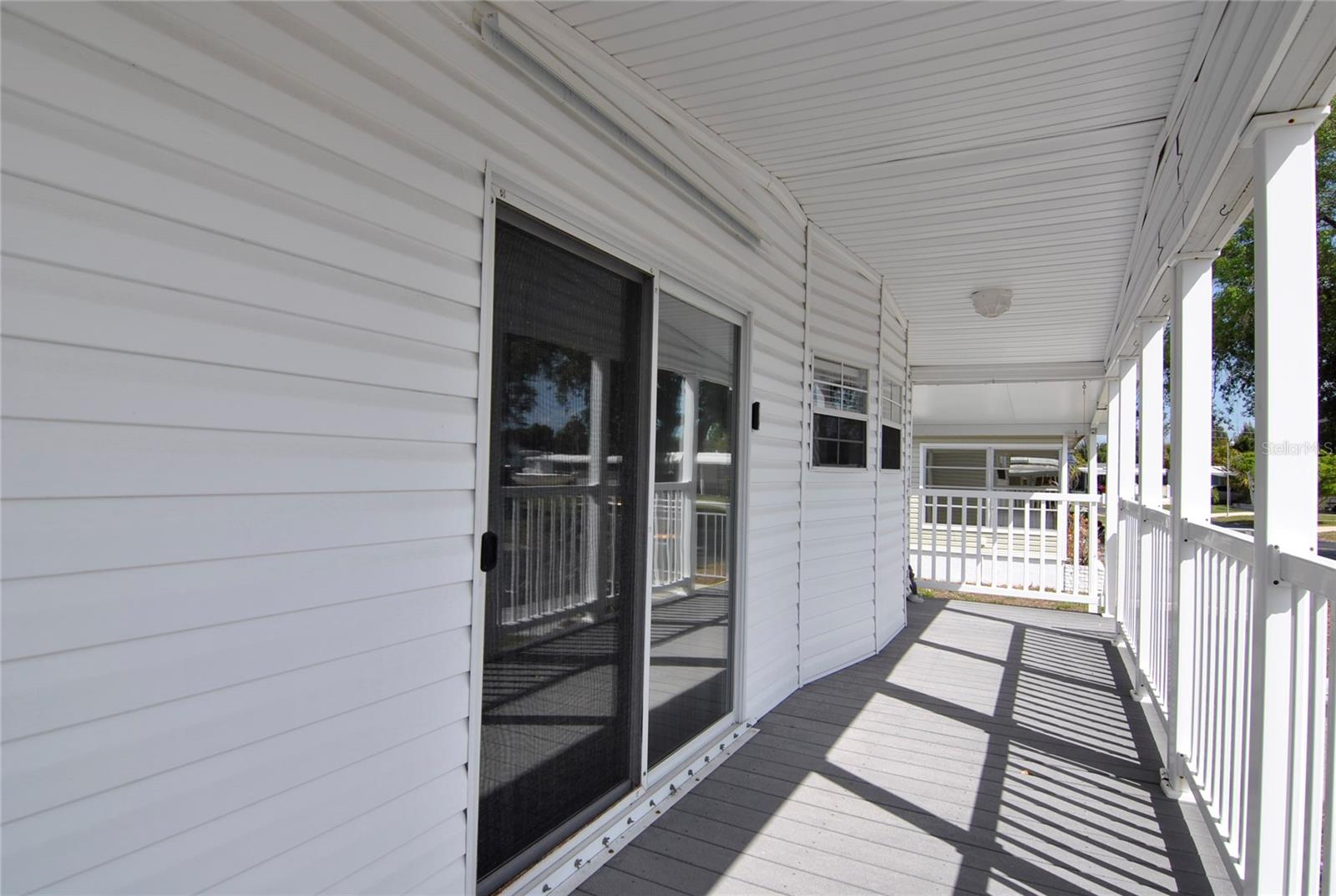 Image 4 of 55 For 24437 Harborview Road 106