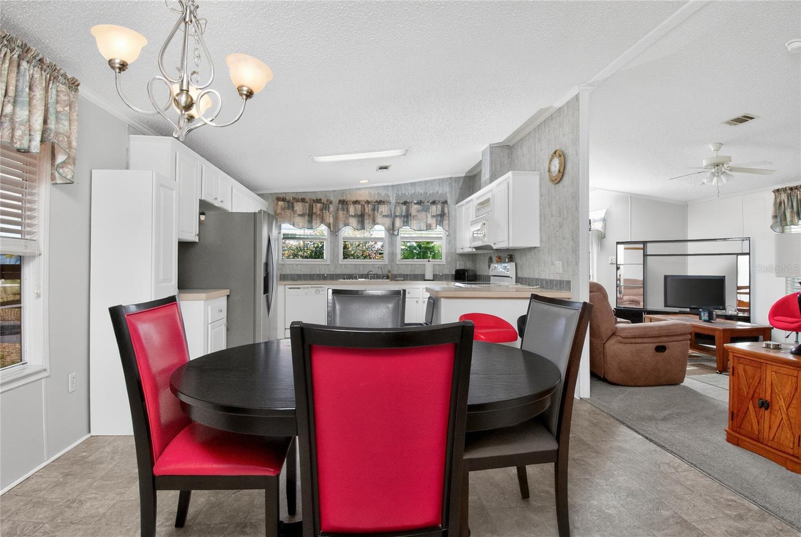 Image 9 of 55 For 24437 Harborview Road 106