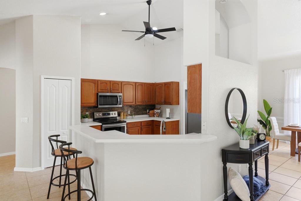 Image 18 of 66 For 2105 Bennett Lane