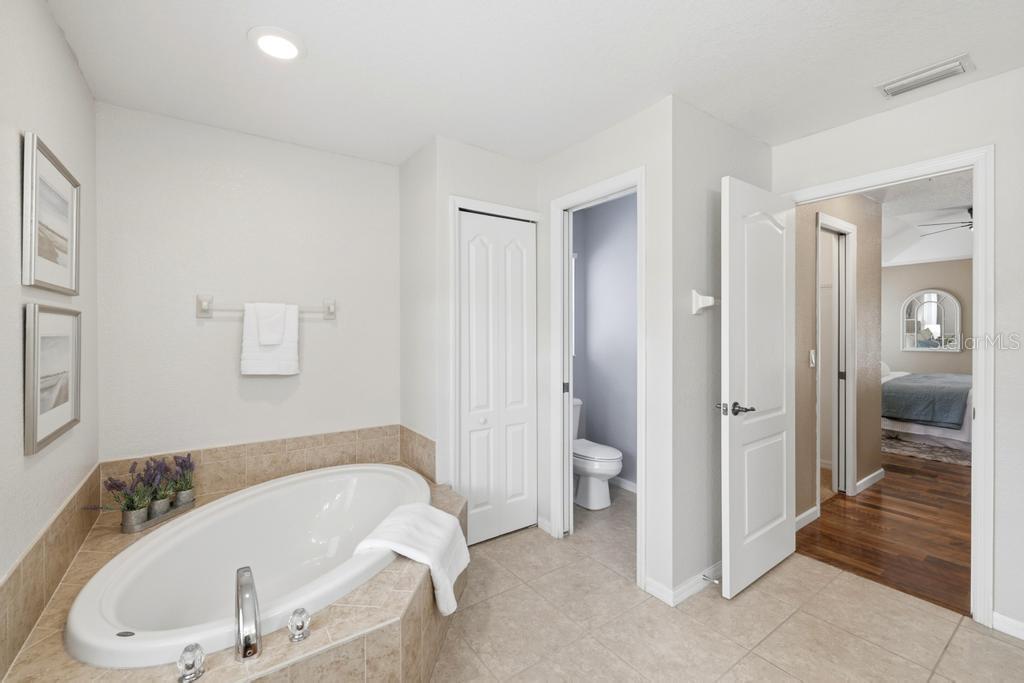 Image 28 of 66 For 2105 Bennett Lane