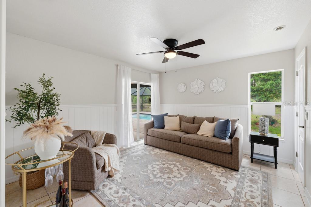 Image 30 of 66 For 2105 Bennett Lane