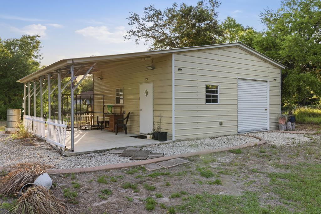 Image 4 of 66 For 2105 Bennett Lane