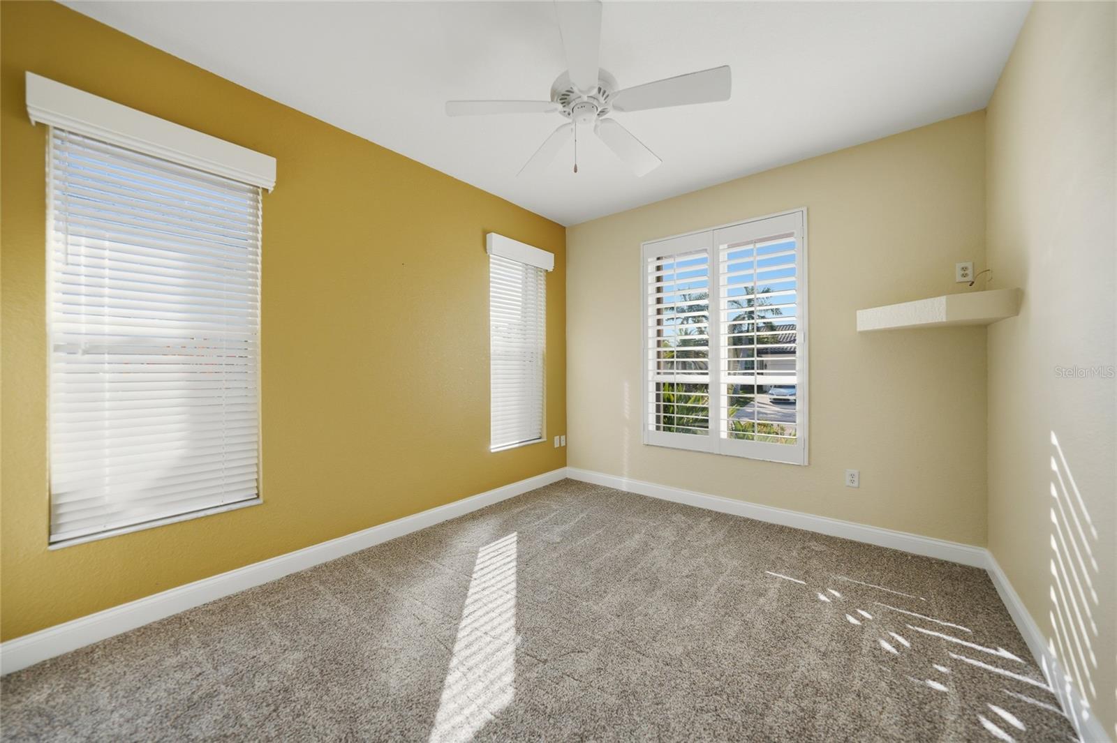 Image 18 of 29 For 718 Antalya Court