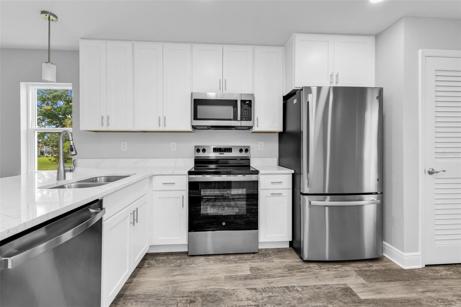 Image 10 of 94 For 301 Virginia Avenue