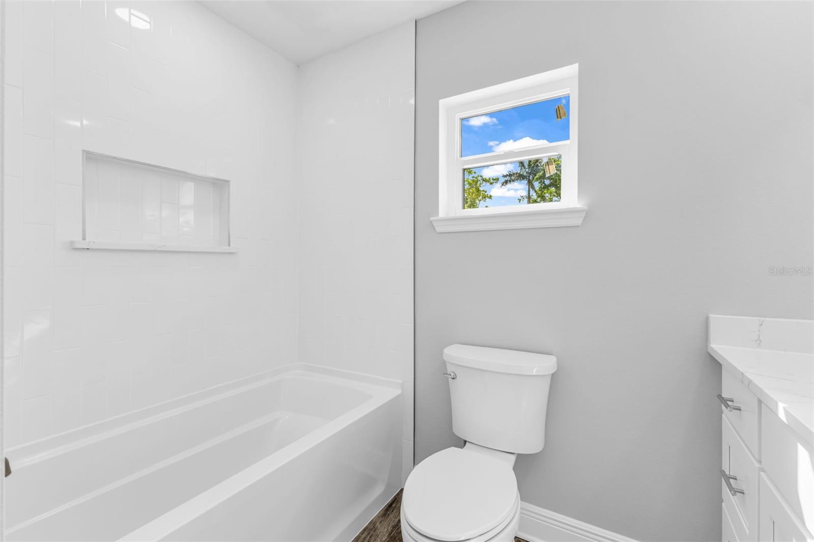 Image 24 of 94 For 301 Virginia Avenue