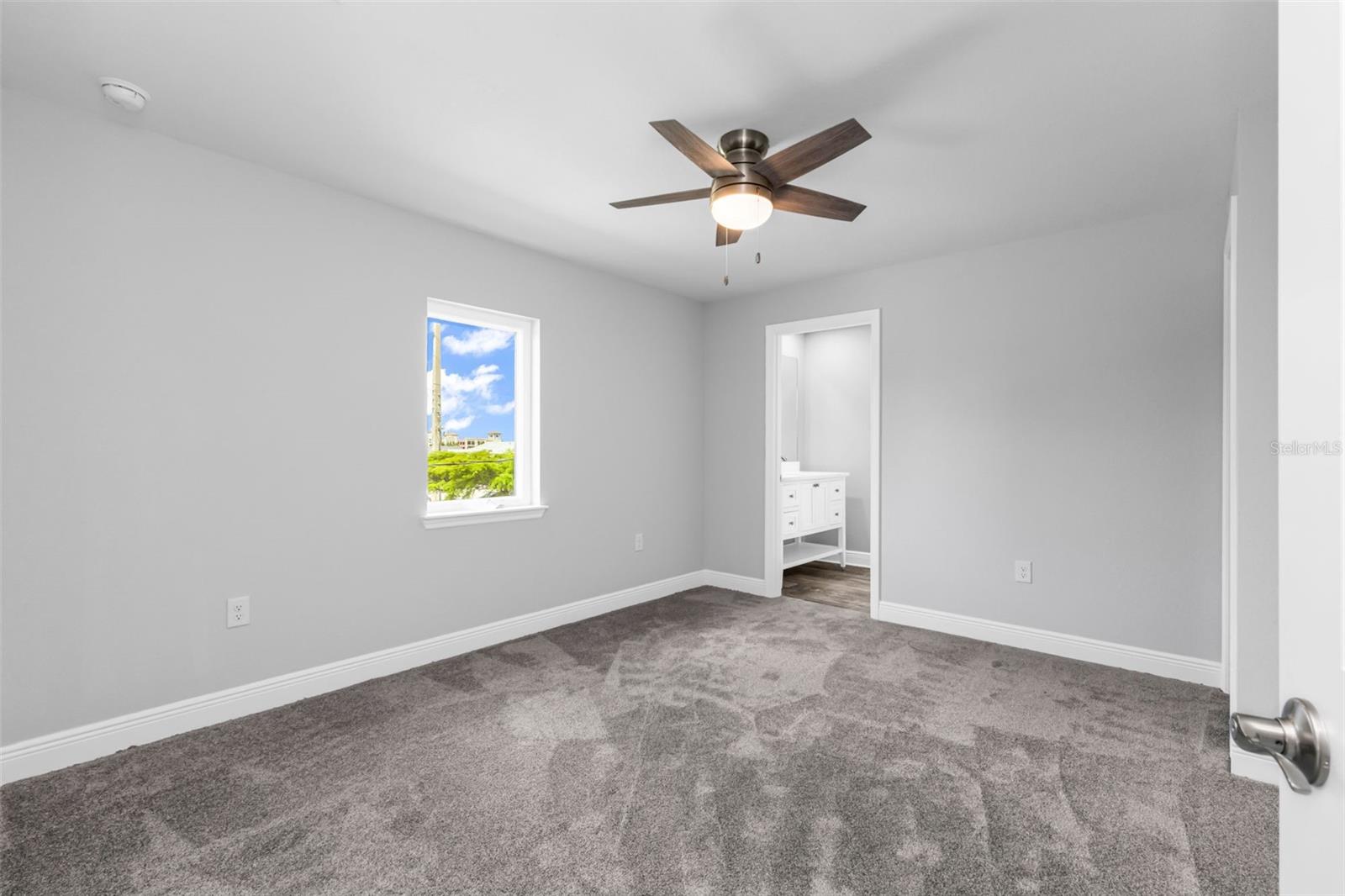 Image 30 of 94 For 301 Virginia Avenue