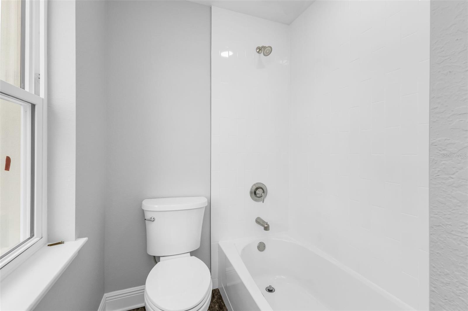 Image 33 of 94 For 301 Virginia Avenue