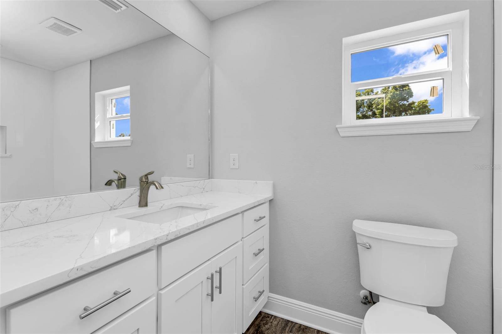 Image 51 of 94 For 301 Virginia Avenue