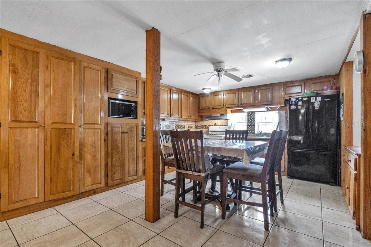 Image 11 of 63 For 1326 Forrest Avenue