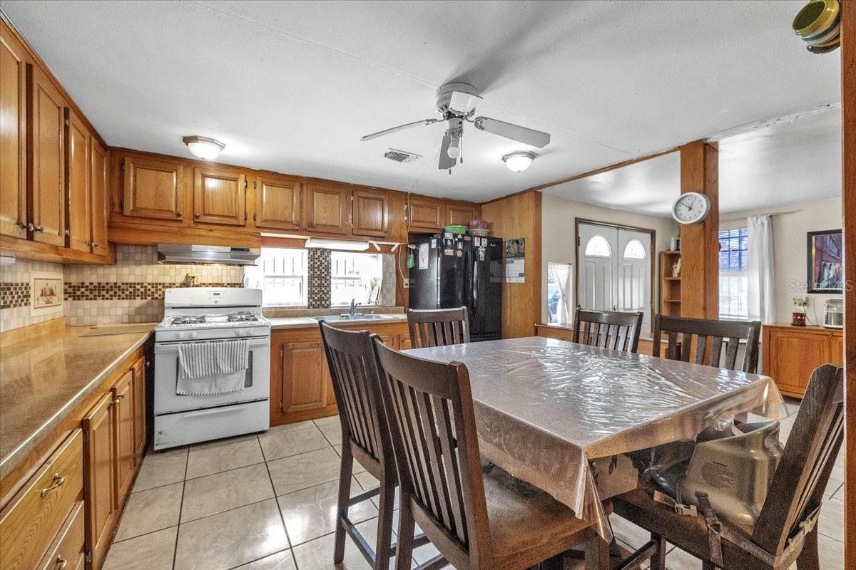 Image 13 of 63 For 1326 Forrest Avenue