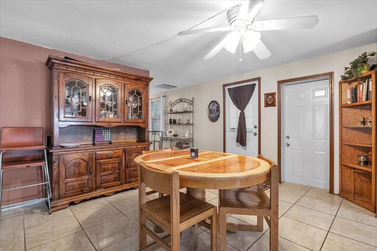 Image 18 of 63 For 1326 Forrest Avenue