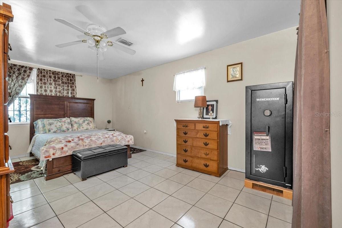 Image 20 of 63 For 1326 Forrest Avenue