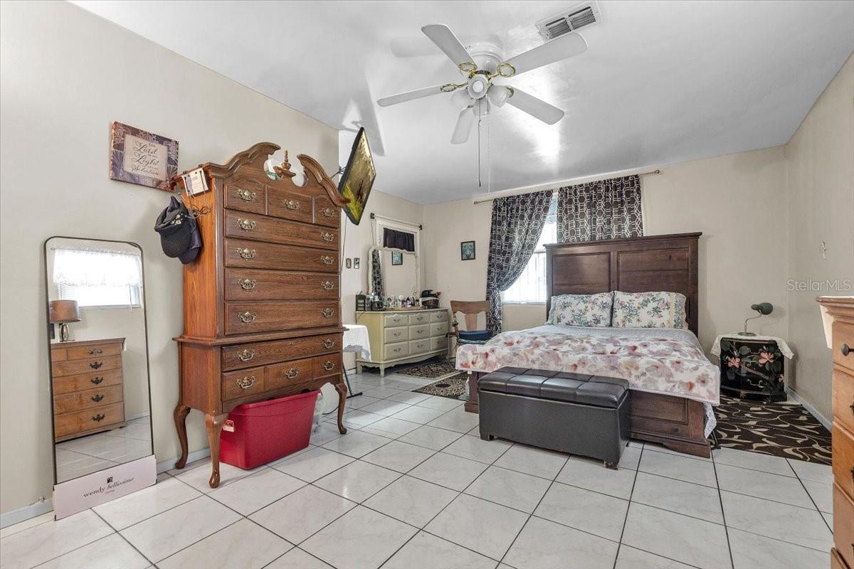 Image 22 of 63 For 1326 Forrest Avenue