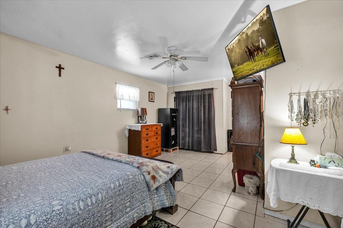 Image 25 of 63 For 1326 Forrest Avenue