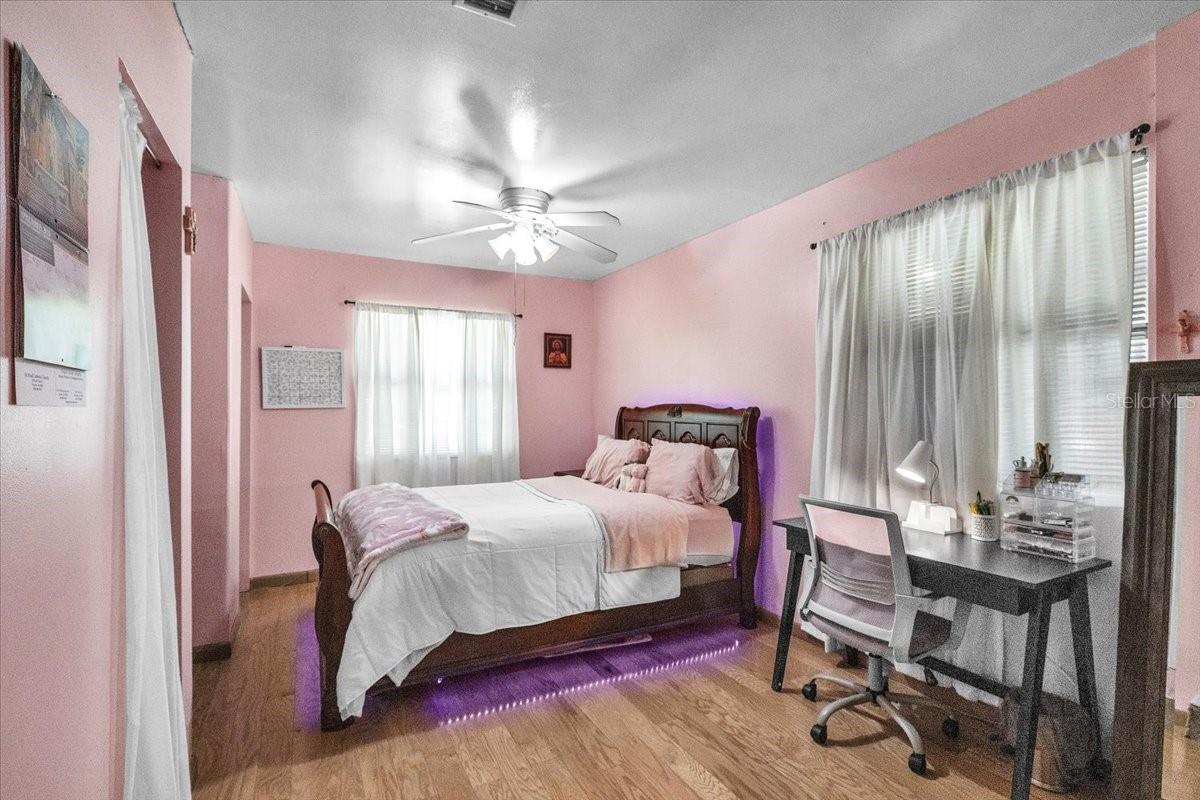 Image 27 of 63 For 1326 Forrest Avenue