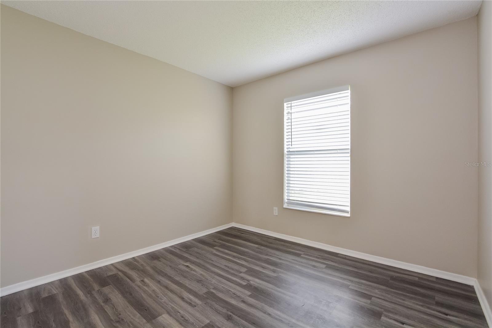 Image 12 of 15 For 1515 Wood Violet Drive