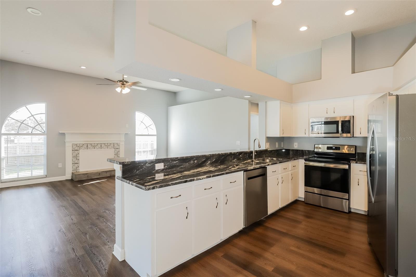 Image 5 of 15 For 5238 Montserrat Court