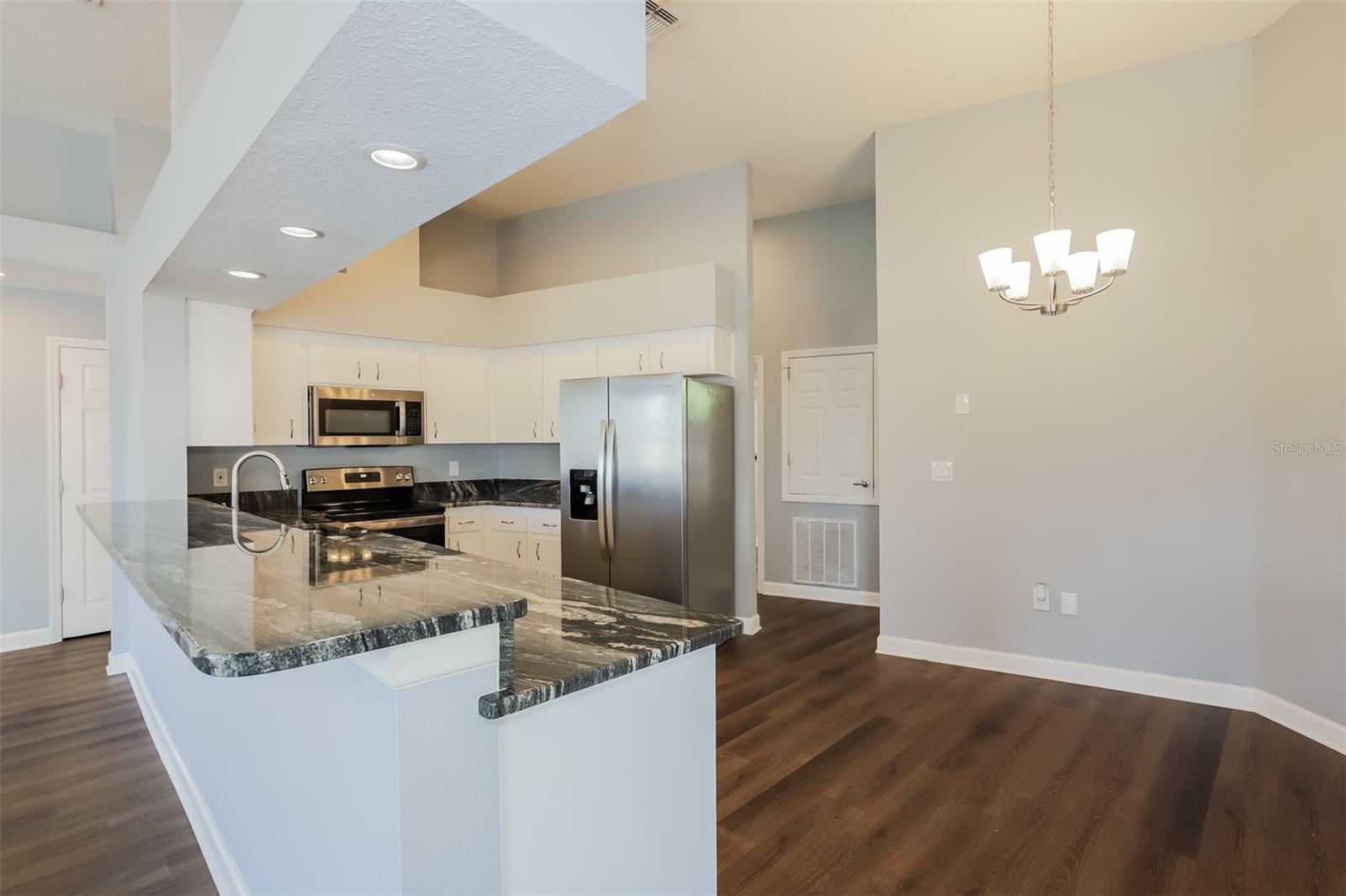 Image 6 of 15 For 5238 Montserrat Court