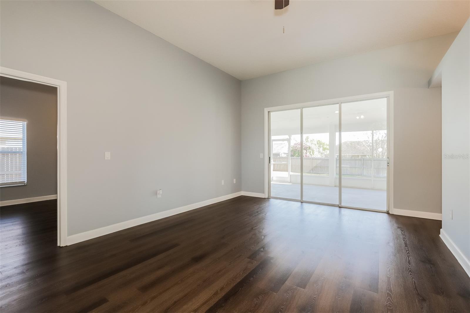 Image 7 of 15 For 5238 Montserrat Court