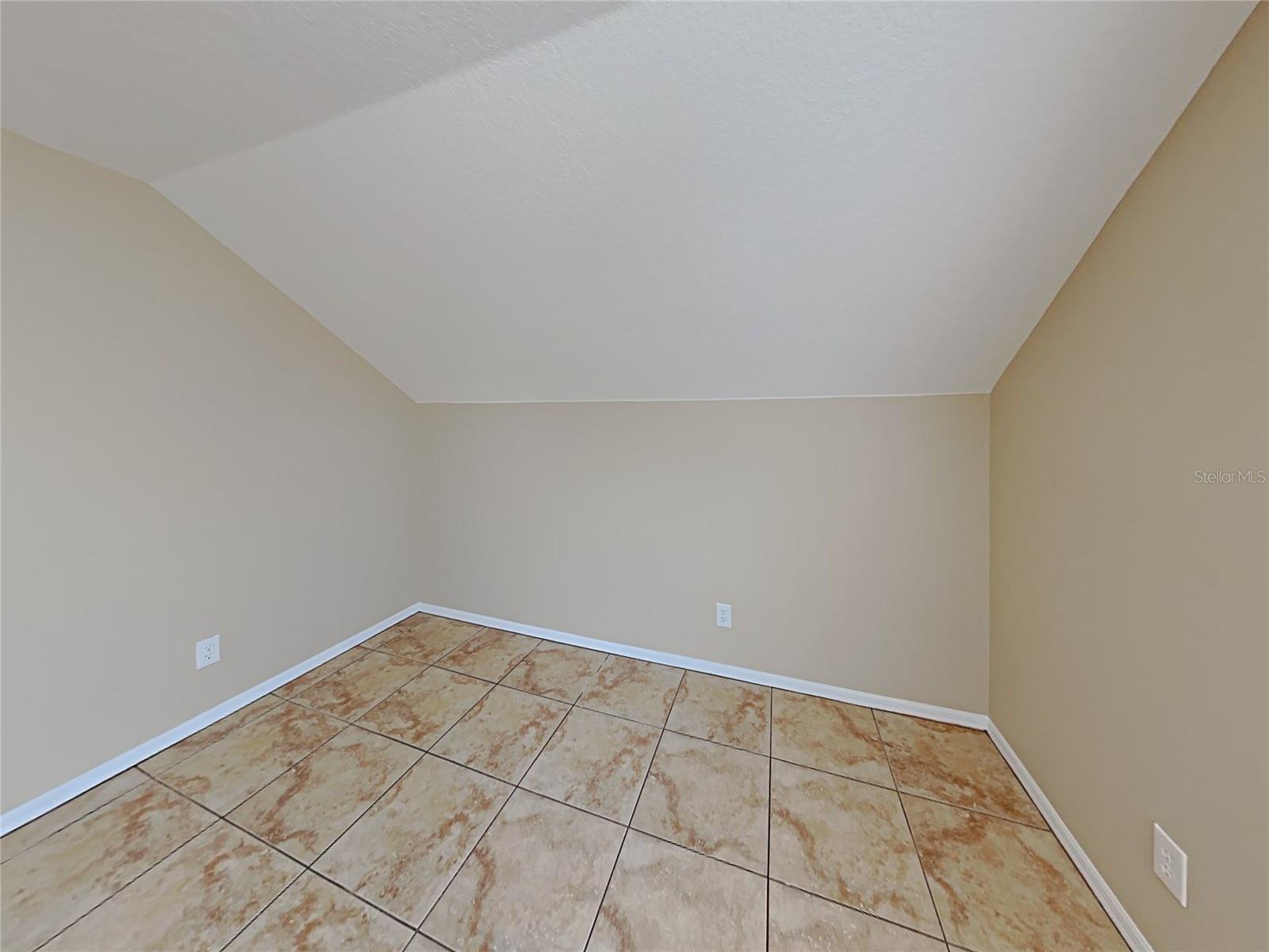 Image 13 of 22 For 1745 Horsechestnut Court