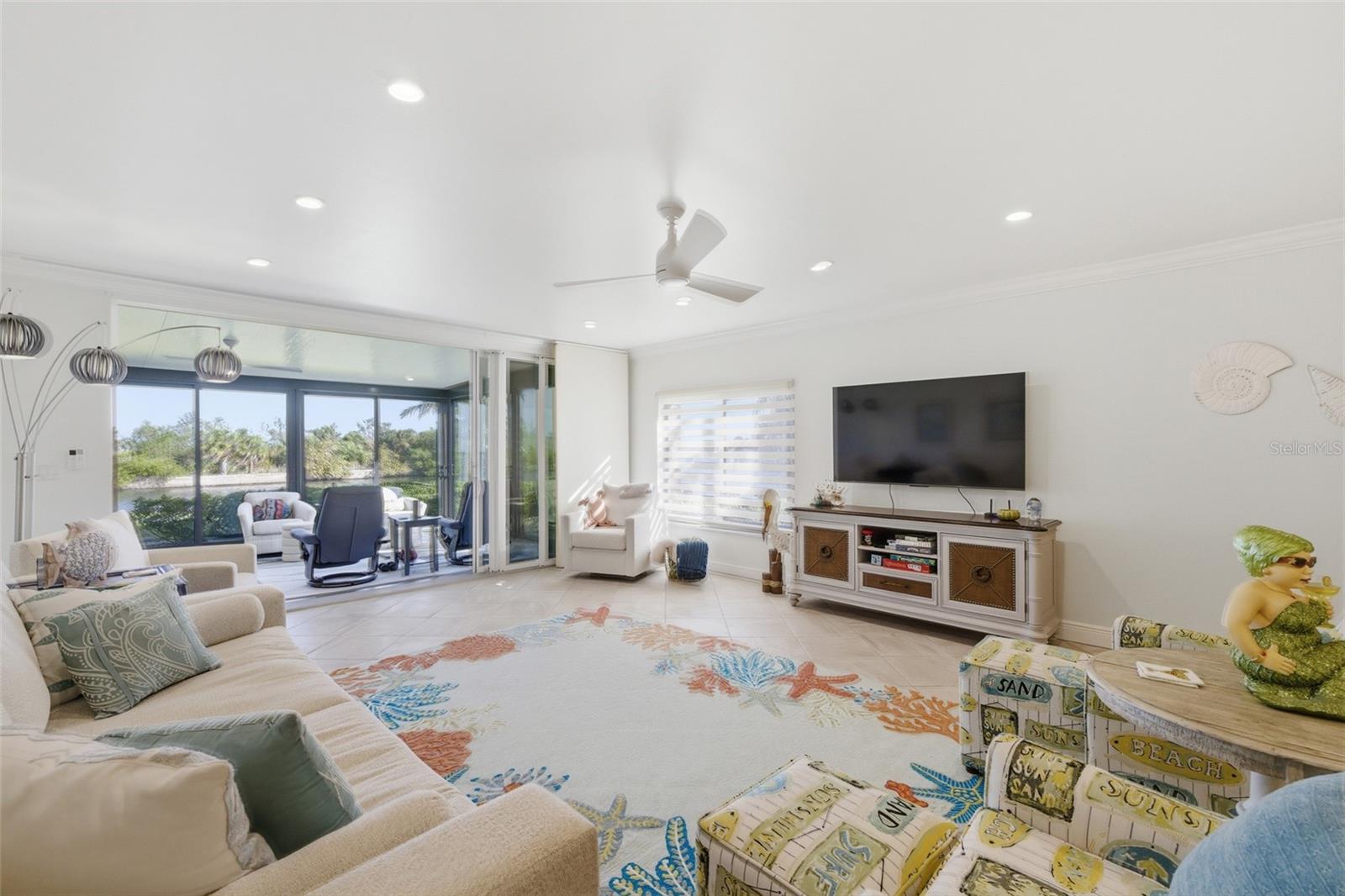 Image 10 of 53 For 3270 Southshore Drive 72a