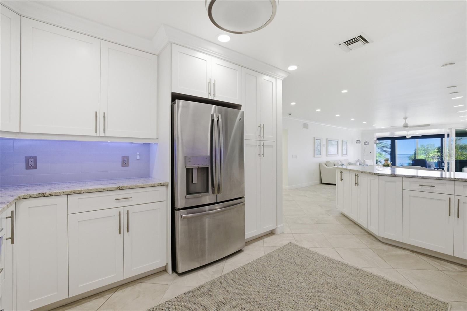 Image 25 of 53 For 3270 Southshore Drive 72a