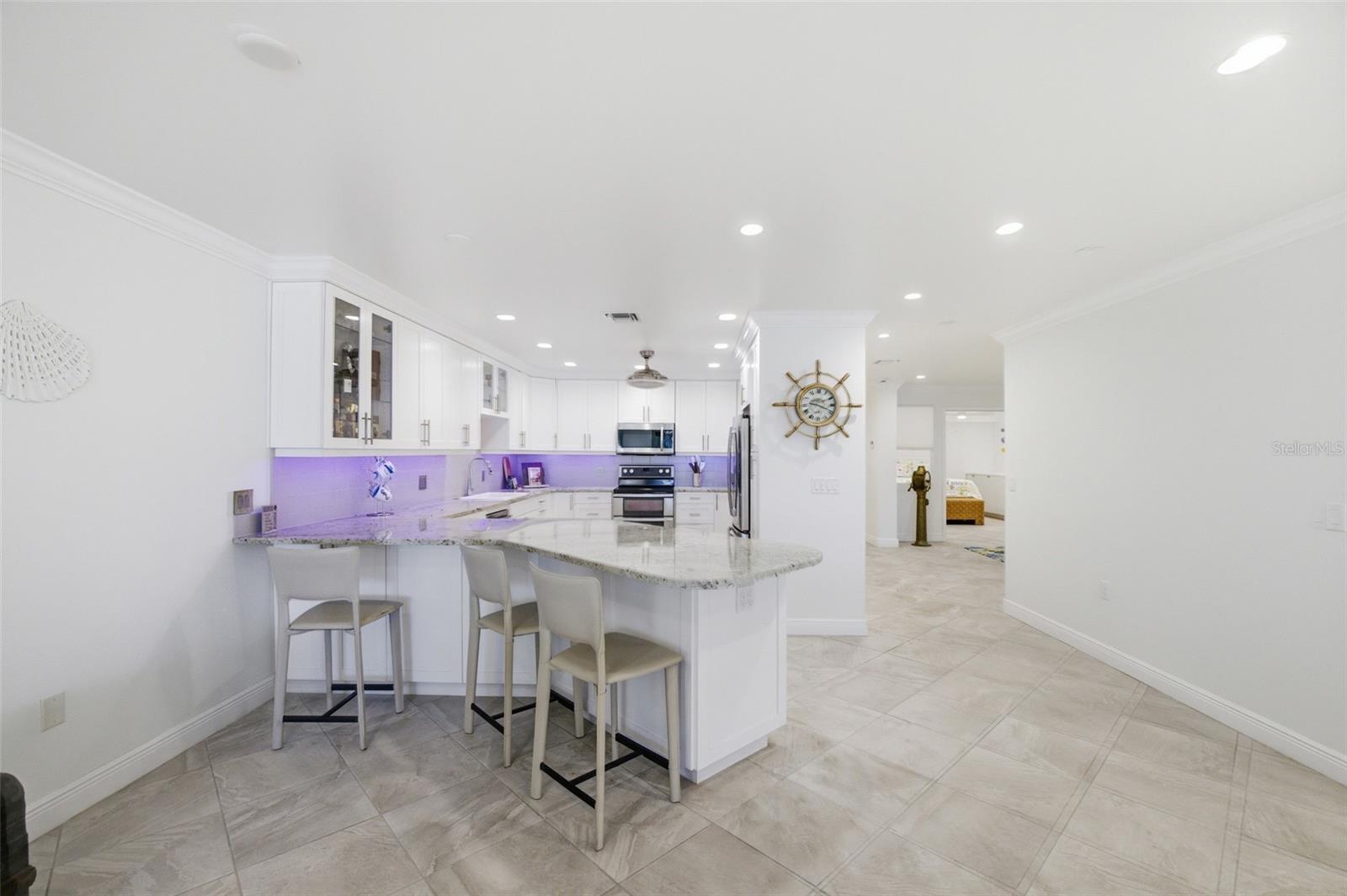 Image 29 of 53 For 3270 Southshore Drive 72a