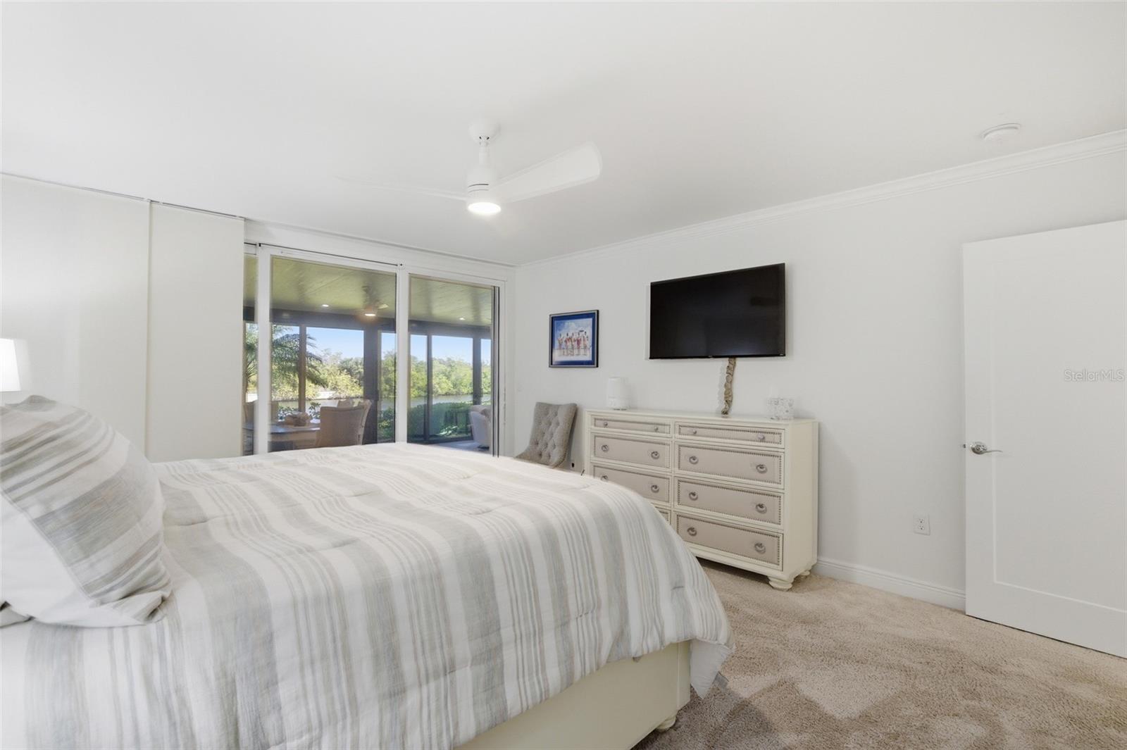 Image 33 of 53 For 3270 Southshore Drive 72a