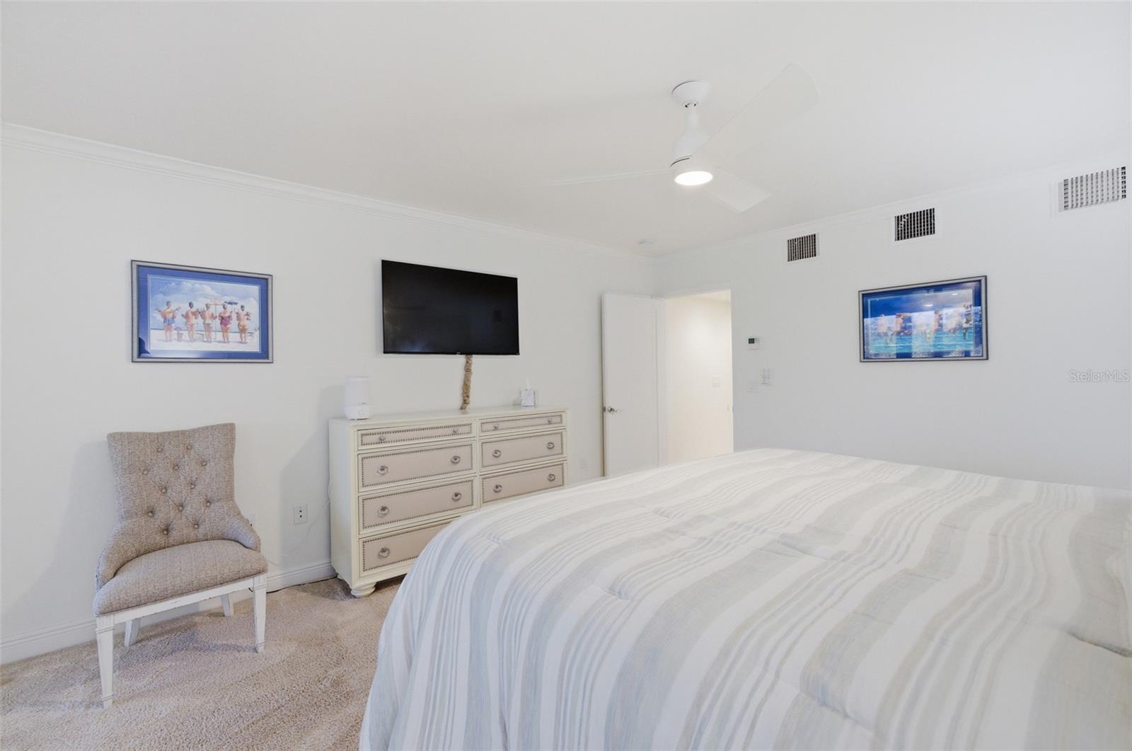 Image 34 of 53 For 3270 Southshore Drive 72a