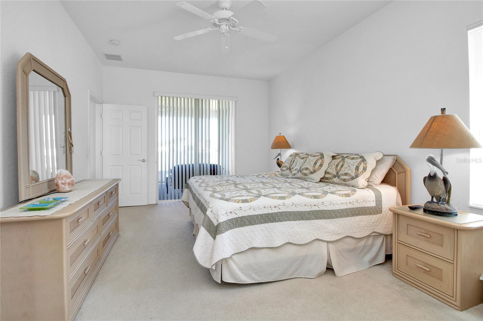 Image 8 of 37 For 24679 Buckingham Way