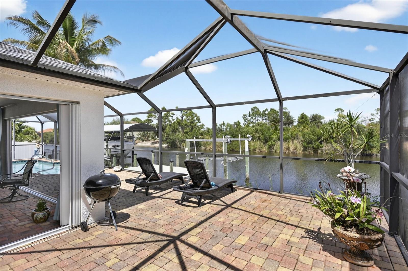 Image 29 of 90 For 15144 Hennipen Circle